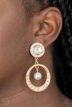 Load image into Gallery viewer, Paparazzi π Regal Revel - Gold Clip-On