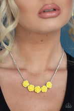 Load image into Gallery viewer, Paparazzi ๐ Garden Party Posh - Yellow Necklace