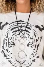 Load image into Gallery viewer, Paparazzi 🔆 Curvy Couture - Silver Necklace