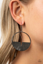 Load image into Gallery viewer, Paparazzi 🔆 Reimagined Refinement - Black Earrings