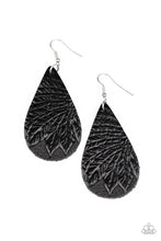 Load image into Gallery viewer, oak-sisters-jewelry-everyone-remain-palm-black-paparazzi-accessories-by-lisa