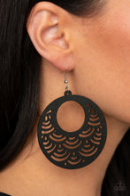 Load image into Gallery viewer, Paparazzi 🔆 SEA Le Vie! - Black Earrings