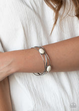Load image into Gallery viewer, Paparazzi 🔆 Desert Lagoon - White Bracelet