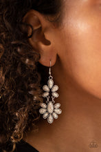 Load image into Gallery viewer, Paparazzi 🔆 Cactus Cruise - White Earrings
