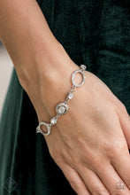 Load image into Gallery viewer, Paparazzi 🔆 Wedding Day Demure Bracelet