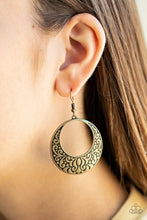 Load image into Gallery viewer, Paparazzi π Secret Groves - Brass Earrings