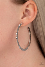 Load image into Gallery viewer, Paparazzi 🔆 Radiant Ridges - Silver Earrings