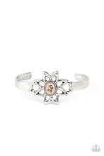 Load image into Gallery viewer, oak-sisters-jewelry-sahara-garden-pink-bracelet-paparazzi-accessories-by-lisa