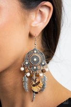 Load image into Gallery viewer, Paparazzi 🔆 Desert Plains - White Earrings