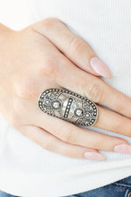 Load image into Gallery viewer, Paparazzi 🔆 Tiki Trail - Silver Ring
