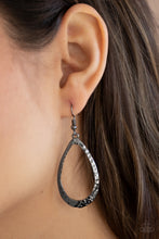 Load image into Gallery viewer, Paparazzi 🔆 BEVEL-headed Brilliance - Black Earrings