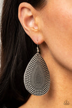 Load image into Gallery viewer, Paparazzi 🔆 Artisan Adornment - Silver Earrings