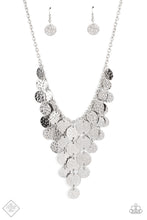 Load image into Gallery viewer, oak-sisters-jewelry-spotlight-ready-silver-necklace-paparazzi-accessories-by-lisa
