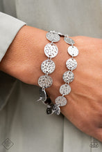 Load image into Gallery viewer, Paparazzi 🔆 Rooted To The SPOTLIGHT - Silver Bracelet