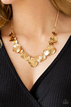 Load image into Gallery viewer, Paparazzi ๐ GLISTEN Closely - Gold Necklace