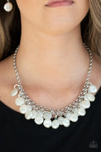 Load image into Gallery viewer, Paparazzi 🔆BEACHFRONT and Center - White Necklace