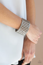 Load image into Gallery viewer, Paparazzi 🔆 Cool and CONNECTED - Silver Bracelet