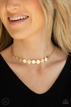 Load image into Gallery viewer, Paparazzi π Dont Get Bent Out Of Shape - Gold Necklace