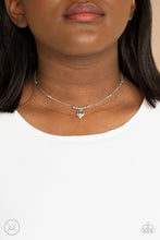 Load image into Gallery viewer, Paparazzi 🔆 Casual Crush - Silver Necklace