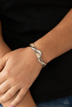 Load image into Gallery viewer, Paparazzi 🔆 Craveable Curves - Brown Bracelet