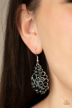 Load image into Gallery viewer, Paparazzi π Smolder Effect - Black Earrings