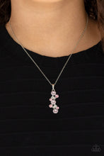 Load image into Gallery viewer, Paparazzi 🔆 Classically Clustered - Pink Necklace