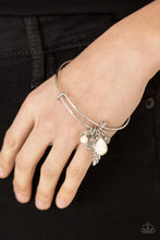 Load image into Gallery viewer, Paparazzi 🔆 Root and RANCH - White Bracelet