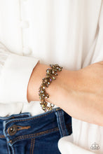 Load image into Gallery viewer, Paparazzi 🔆 Twinkly Twilight - Brass Bracelet