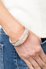 Load image into Gallery viewer, Paparazzi 🔆 Infinitely Dreamy - Gold Bracelet