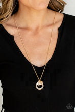 Load image into Gallery viewer, Paparazzi 🔆 Full of Faith - Gold Necklace