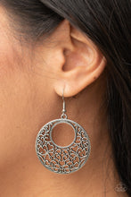 Load image into Gallery viewer, Paparazzi 🔆 Vineyard Romance - Silver Earrings