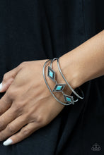 Load image into Gallery viewer, Paparazzi 🔆 Desert Diamondback - Blue Bracelet