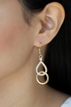 Load image into Gallery viewer, Paparazzi ๐ Red Carpet Couture - Gold Earrings
