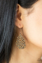 Load image into Gallery viewer, Paparazzi 🔆 Daydreamy Dazzle - Copper Earrings