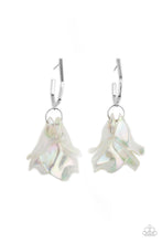 Load image into Gallery viewer, oak-sisters-jewelry-jaw-droppingly-jelly-silver-paparazzi-accessories-by-lisa