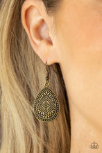 Load image into Gallery viewer, Paparazzi π Mayan Mecca - Brass Earrings