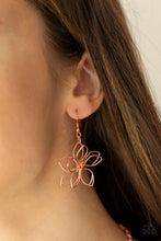 Load image into Gallery viewer, Paparazzi 🔆 Flower Garden Fashionista - Copper Necklace