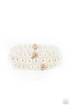 Load image into Gallery viewer, oak-sisters-jewelry-here-comes-the-heiress-gold-bracelet-paparazzi-accessories-by-lisa