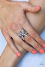 Load image into Gallery viewer, Paparazzi 🔆 Blinged Out Butterfly - Pink Ring