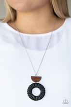 Load image into Gallery viewer, Paparazzi 🔆 Homespun Stylist - Black Necklace
