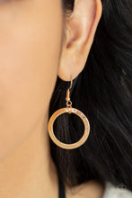 Load image into Gallery viewer, Paparazzi π Spiraling Out of COUTURE - Gold Necklace
