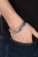 Load image into Gallery viewer, Paparazzi 🔆 QUILL-Call - Silver Mens Bracelet