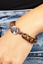 Load image into Gallery viewer, Paparazzi 🔆 Seasonal Bounty - Brown Bracelet