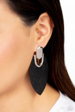 Load image into Gallery viewer, Paparazzi 🔆 Wildly Workable - Black Post Earrings