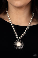 Load image into Gallery viewer, Paparazzi 🔆 Sahara Suburb - White Necklace