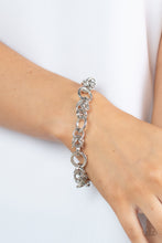 Load image into Gallery viewer, Paparazzi 🔆 Big City Chic - Silver Bracelet