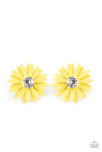 Load image into Gallery viewer, oak-sisters-jewelry-sunshiny-dais-y-yellow-paparazzi-accessories-by-lisa