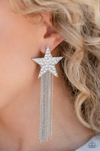 Load image into Gallery viewer, Paparazzi 🔆 Superstar Solo - White Post Earrings