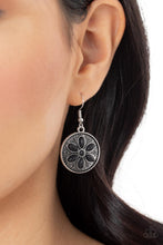 Load image into Gallery viewer, Paparazzi π Saguaro Spring - Black Earrings