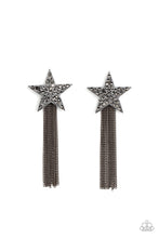 Load image into Gallery viewer, oak-sisters-jewelry-superstar-solo-black-post earrings-paparazzi-accessories-by-lisa